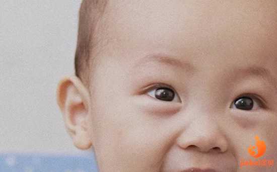 【郑州哪个医院可以做供卵试管婴儿】宝宝半个月咯产假婆婆家月子中